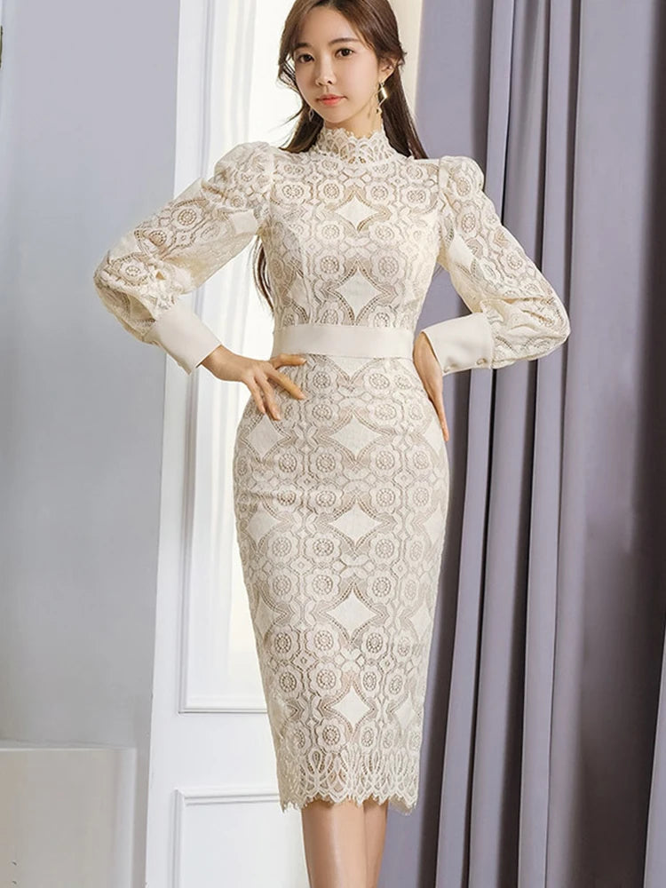wedding dress with daisy lace Isla Daisy Lace Wedding dress main image 1
